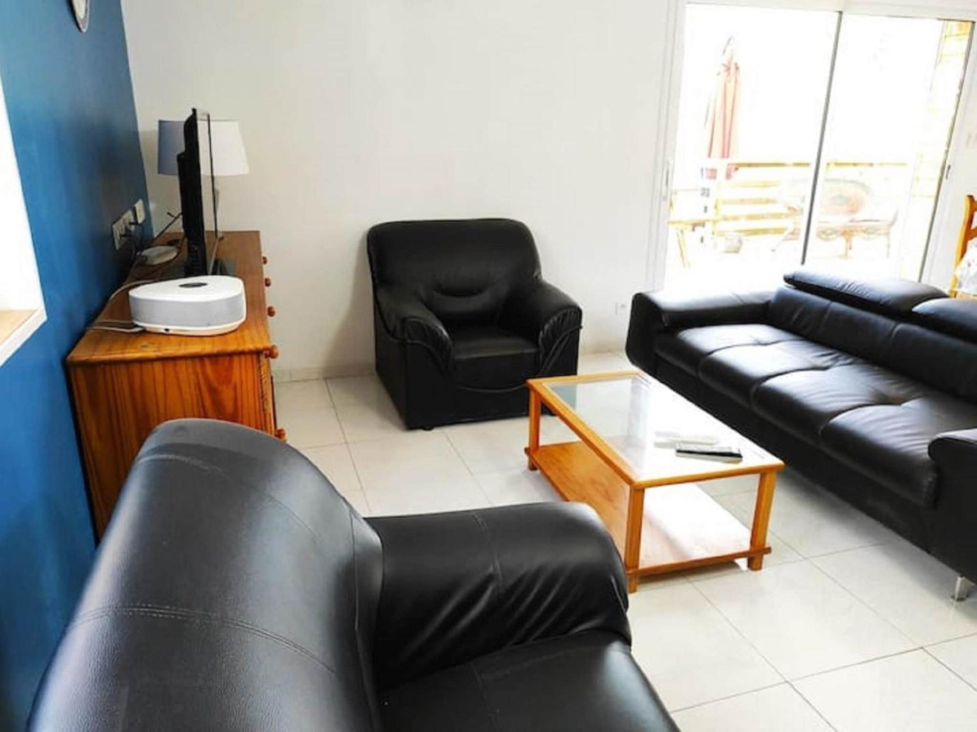 Cozy Holiday Home In Givonne 外观 照片